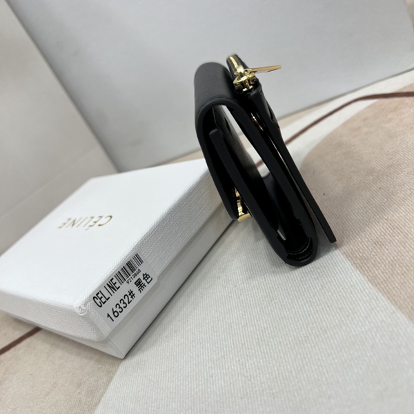 超激安ブランド財布偽物背面デザイン